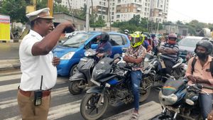சென்னையில் 40kmph வேகத்திற்கு மேல் சென்றால் அபராதம்? கிரேட்டர் சென்னை போலீஸ் என்ன சொல்கிறது?