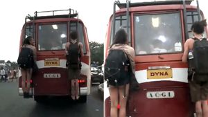 இந்த வெளிநாட்டு காரங்க நம் இந்தியாவை பற்றி என்ன நினைச்சுனு இருக்காங்க!! வைரலாகிய வீடியோ