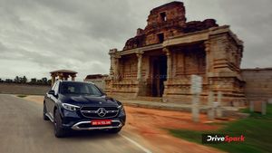 2023 மெர்சிடிஸ்-பென்ஸ் ஜிஎல்சி லக்சரி கார் ஓட்டுவதற்கு எப்படி இருக்கு? ரிவியூ வீடியோ!!