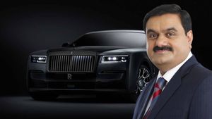 வீட்டுக்கு மசாலா டப்பா வாங்கி போடுற மாதிரி அதானி கார், விமானங்கள வாங்கி போட்டிருக்காரு! அம்பானியே கீழதான் போல!