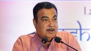 விஐபிகள் இனி சைரன் வச்ச கார்ல போக முடியாது! மத்திய அரசு பெரிய ஆப்பு வைக்க போறாங்க!