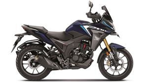 200சிசி ஹோண்டா பைக் இவ்வளவு குறைவான விலையில் கிடைக்குறது அபூர்வம்!! இப்போவே புக் செய்து வைங்க