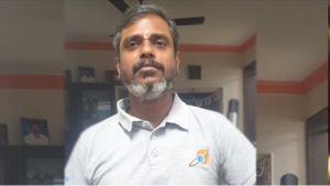 வீர முத்துவேல் இவரை ஞாபகம் இருக்கா... சந்திரயான் 3 திட்ட இயக்குநர் இந்த காரையா பயன்படுத்திட்டு இருக்காரு!!