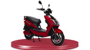 இந்த நாளில்தான் ஓலாவுக்கும், டிவிஎஸ்-க்கும் ஆப்பு வைக்க போறாங்க! ஃபார்ம்க்கு வந்த ஒகாயா!