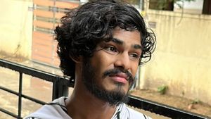 ஆடிய ஆட்டத்துக்கு எல்லாம் சேத்து வச்சு செஞ்ச கோர்ட்! டிடிஎஃப் வாசனை மீண்டும் கம்பி எண்ண சொன்ன நீதிபதி!