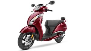 ஸ்கூட்டர்ல ரைடு போகும் போதே கிரிக்கெட் லைவ் ஸ்கோர் எல்லாம் வரும்! வேற லெவல் டிவிஎஸ் ஸ்கூட்டர் அறிமுகம்