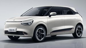 பார்க்க தான் சைஸில் சின்னதா இருக்கும்!! ஒருமுறை சார்ஜ் போட்டால் 400கிமீ போகும்!