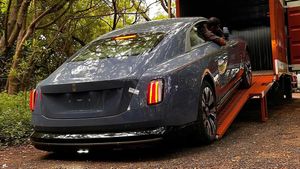 சென்னை ரோட்டில் மிதக்கப்போகும் ரூ 9கோடி கார்! இந்தியாவிலேயே முதல் கார் இது தான்!