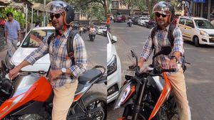 9 லட்ச ரூபா பைக்கில் வலம் வந்த பிரபல நடிகர்... ஹெல்மெட் போட்டிருந்ததால அடையாளமே தெரியல!