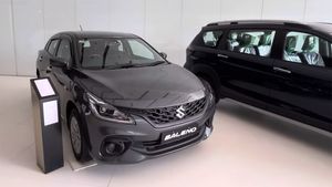 31 கிமீ மைலேஜ் தரும் மாருதி காரை வாங்க க்யூ-வில் நிற்கும் மக்கள்... விலை இவ்ளோதானா! ஆச்சரியமா இருக்கே!