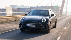 பேரதிர்ச்சி... விடைபெறும் மினி கார்.. 17 வருஷ சாம்ராஜ்யத்திற்கு முற்று புள்ளி வச்சுட்டாங்களா!!