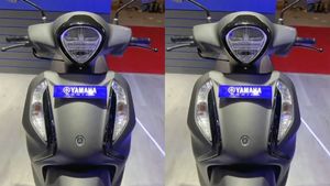 ஒரே நேரத்துல பெட்ரோல்லயும் ஓடும் பேட்டரியிலயும் ஓடும்! பாரத் மொபிலிட்டி கண்காட்சியில் யமஹாவின் செம டூவீலர்!