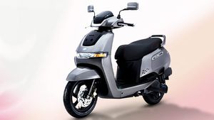 டிவிஎஸ் ஐக்யூப் எலெக்ட்ரிக் ஸ்கூட்டரை வாங்க இதுவே சரியான தருணம்!