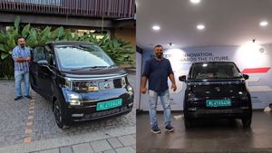 பைக் விலையில் குட்டி எலெக்ட்ரிக் கார்! அவரே வாங்கீட்டாரா! இனி ஆளாளுக்கு ஒன்னு வாங்கி ஓட்ட போறாங்க பாருங்க!