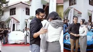 21 வயசு பொண்ணுக்கு இப்படி ஒரு காரானு எல்லாரையும் புலம்ப வச்சுட்டாரு அவரோட அப்பா! பலரோட கனவு காருங்க இது!