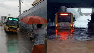சொல்ல சொல்ல கேட்காமல் சுரங்கபாதையில் தேங்கிய மழை தண்ணீரில் இறங்கிய அரசு பஸ்! வைரலாகும் வீடியோ!