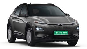 சத்தமே இல்லாமல் விற்பனையில் இருந்து அகற்றப்பட்ட கார்... ஹூண்டாய் ஆசை ஆசையாய் கொண்டு வந்த கார் இப்ப இல்ல!