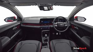 ரொம்ப நல்ல கார் ஆச்சே! ஆனா யாரும் வாங்க ரெடியா இல்ல! போற போக்க பாத்தா சேல்ஸயே ஸ்டாப் பண்ணீருவாங்கலாட்ட இருக்கு