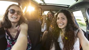 இனி தெருவுக்கு தெருவெல்லாம் நின்னு பிடிக்க போறுது இல்ல.. யுட்யூபை பாத்தே பிடிக்க போறாங்க..