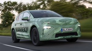 ஸ்கெட்ச் போடுவதில் ரவுடிகளையே மிஞ்சிடும் போல இந்த ஸ்கோடா.. போட்டியாளர்களை வேறோடு சாய்க்க வருகிறது எல்ராக்!