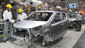 சுதந்திரம் வாங்குன புதுசுல வெளிநாட்டுல கார் வாங்கிட்டு இருந்தோம்! இப்ப இந்திய கார்களை அவங்க வாங்குறாங்க