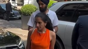 10 கோடி ரூபாய் காரில் வந்து இறங்கியது அந்த குடும்பத்து பொண்ணா! சினிமா நடிகைகளை விட அழகா இருக்காங்களே...