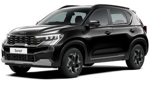 இந்த ரேட்க்கு இப்டி ஒரு காரா! எதோ பைக் வாங்கற மாதிரி எல்லாரும் வாங்கீட்டு இருக்காங்க! ஷோரூம்ல கூட்டம் அள்ளுது!