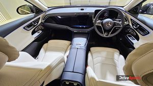 இந்தியாவில் தயாரிக்கப்பட்ட இ-கிளாஸ் எல்டபிள்யூபி சொகுசு கார் நாளை அறிமுகம்! செல்ஃபி கேமிரா கொடுத்திருக்காங்களா