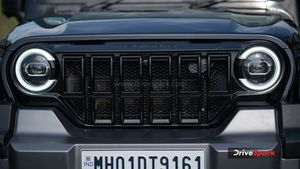 இந்த தீபாவளிக்கு புக் பண்ணா அடுத்த தீபாவளிக்கு தான் கிடைக்கும்! எந்த காருக்கு இவ்வளவு டிமாண்ட் தெரியுமா?