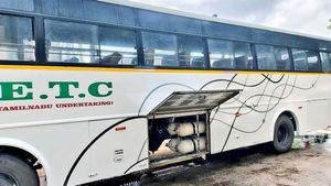  எஸ்இடிசி பஸ்களில் பொருத்தப்படும் புதிய கருவி! இதனால் கோடி கணக்குல லாபம் வரப்போகுதா?