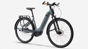 டெகத்லானின் 130 கிமீ ரேஞ்ச் தரும் எலெக்ட்ரிக் சைக்கிள்.. பைக்கை தூக்கி போட்டு எல்லாரும் இத வாங்க போறாங்க..