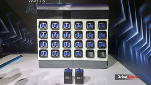 படத்துல பாக்குறது பேங்க் லாக்கர் கிடையாது.. ஆக்டிவா எலெக்ட்ரிக் இ: ஸ்கூட்டருக்கு உயிர் கொடுக்க போகும் பேங்க்!