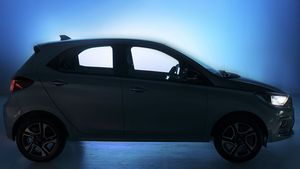 23கிமீ மைலேஜ் தரும் காரை மெருக்கேற்றும் டாடா! இனிமே தான் ஆட்டம் சூடுப்பிடிக்க போகுது!!