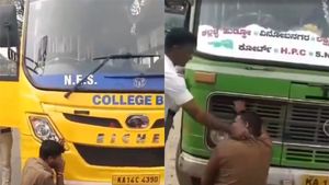 பஸ் முன்னாடி டிரைவர்களின் காதை வலுக்கட்டாயமாக வைக்கசெய்த டிராஃபிக் போலீஸ்! இனியாவது திருந்துவாங்களானு பாப்போம்