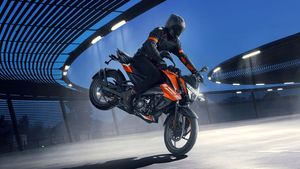 தரைமட்ட ரேட்டுக்கு விற்பனைக்கு வந்த பல்சர் பைக்! வீட்டுக்கு ஒன்னு வாங்கி போடுங்க!