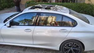 என்ன ஆச்சுனு அண்ணாந்து பாத்த ஓனருக்கு அதிர்ச்சி! வாங்கிய ஒரே வாரத்தில் சின்னாபின்னமான 90 லட்ச ரூபா கார்!