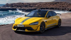 770கிமீ ரேஞ்ச் தரும் இன்னொரு இ-காரையும் ரெடி பண்ணிருச்சா! சென்னைல இருந்து பெங்களூரு போயிட்டு திரும்ப வரலாம்!!