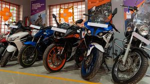 பெட்ரோல் டூவீலர்களின் விற்பனைக்கு தடை விதிக்க அரசு திடீர் முடிவு! ஒன்னு விடாம மொத்தமா ஒழிச்சு கட்ட போறாங்க!