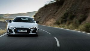 இந்தியாவையே திரும்பி பார்க்க வைத்த ஓசூர்! 8.86 நொடியில் 406 மீட்டர் தூரம் சீறிய கார்!