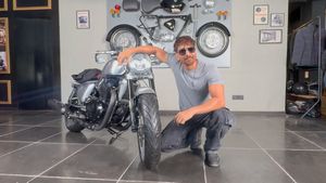 பைக்கை குழந்தை போல் பாத்துக்குறது எல்லாம் ஓவர்! பிரபல நடிகரின் மனதை மயக்கிய ராயல் என்ஃபீல்டு!