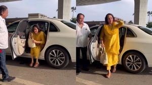 தமிழ்நாட்டின் குக்கிராமத்தில் பிறந்து இந்திய சினிமாவையே கட்டி ஆண்ட நடிகையா இது! 4 கோடி ரூபா கார்ல வர்றாங்க!