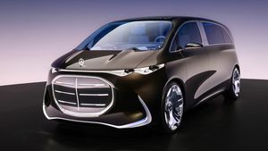 இந்த வாகனத்திற்கு முன்னாடி உல்லாச கப்பலே தோத்து போகும்.. 65 இன்ச் 4கே டிவியோட இந்த வாகனம் வர போகுது!!!