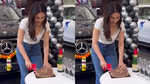 ஒடம்பெல்லாம் மச்சம்! இவ்ளோ சின்ன வயசுல இத்தன கோடி ரூபா காரை வாங்கீட்டாங்களா! செய்யற தொழில் அப்படி!