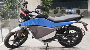 முதல் எலக்ட்ரிக் பைக்கையே தாறுமாறா கொடுக்கும் ஓலா! முதலில் புக் செய்தவர்களுக்கு செம்ம லக்கு!!