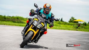 ஆக்ஸிலரேட்டரை திருக வேணாம்! தானாலயே  ஓடும் பைக் இத்தனை இருக்குதா? 