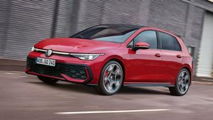 1970களில் உருவாக்கிய காரை இப்பவாச்சும் இந்தியா கொண்டுவர தோணுச்சே!! ஃபோக்ஸ்வேகனின் 50 வருட தரமான கார்