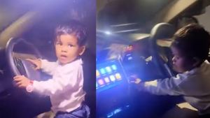 காருக்குள் கதவு லாக்காகி சிக்கிய குழந்தை, இந்த ஒரு பட்டனை அழுத்தியதும் ஈஸியா காப்பாத்திட்டாங்க! வீடியோ வைரல்