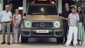 46 லட்ச ரூபா கொடுத்து ஃபேன்சி நம்பர் பிளேட் வாங்கிய ராசியா!! புது கார்கள் ஒவ்வொன்றும் பல கோடி ரூபாயில் இருக்கு