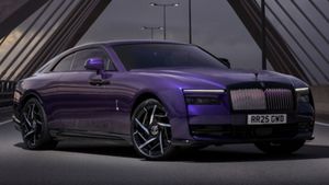 மொத்த சொத்தையும் விற்றால் கூட வாங்க முடியாத கார்! ரோல்ஸ்-ராய்ஸ் உருவாக்குன எலக்ட்ரிக் கார் என்றால் சும்மாவா!!