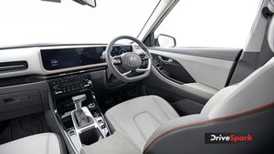 விலை ஜாஸ்தியா இருந்தாலும் இந்தியாவிலேயே அதிக மக்கள் இந்த காரை தான் வாங்குறாங்க! ஏன் தெரியுமா? 